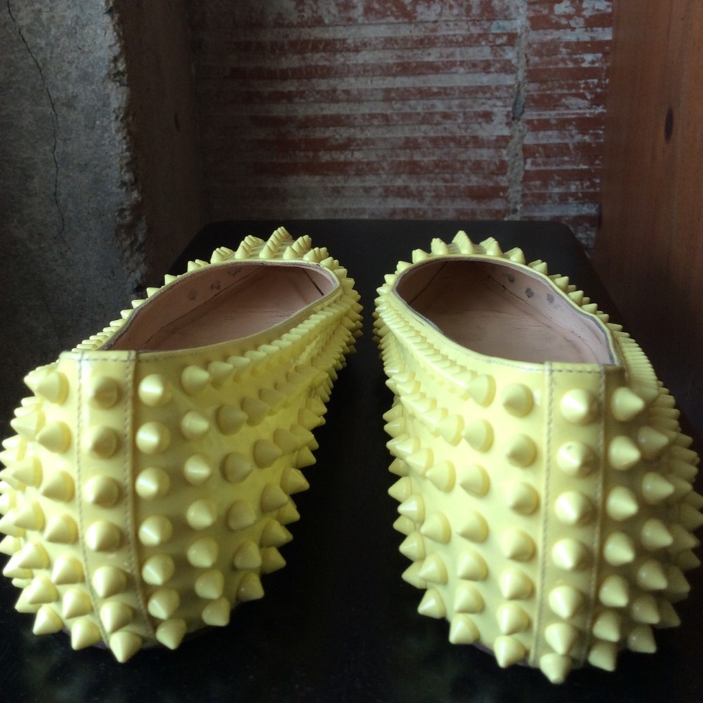 Christian Louboutin Spiked Pigalle Ballet Flats - Picture 6 of 8